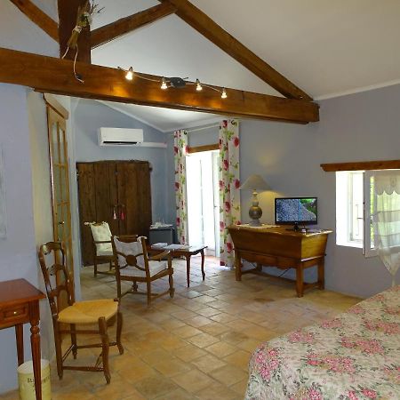 Bastide Des Princes B&B Caderousse Ngoại thất bức ảnh